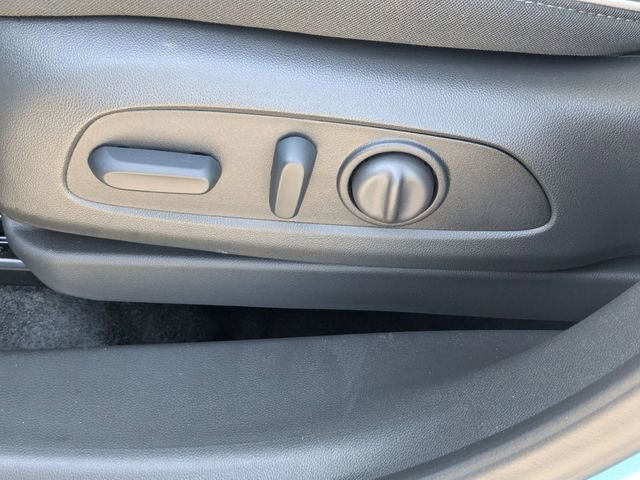 New 2025 Chevrolet TrailBlazer LT w/ Convenience Package image 13