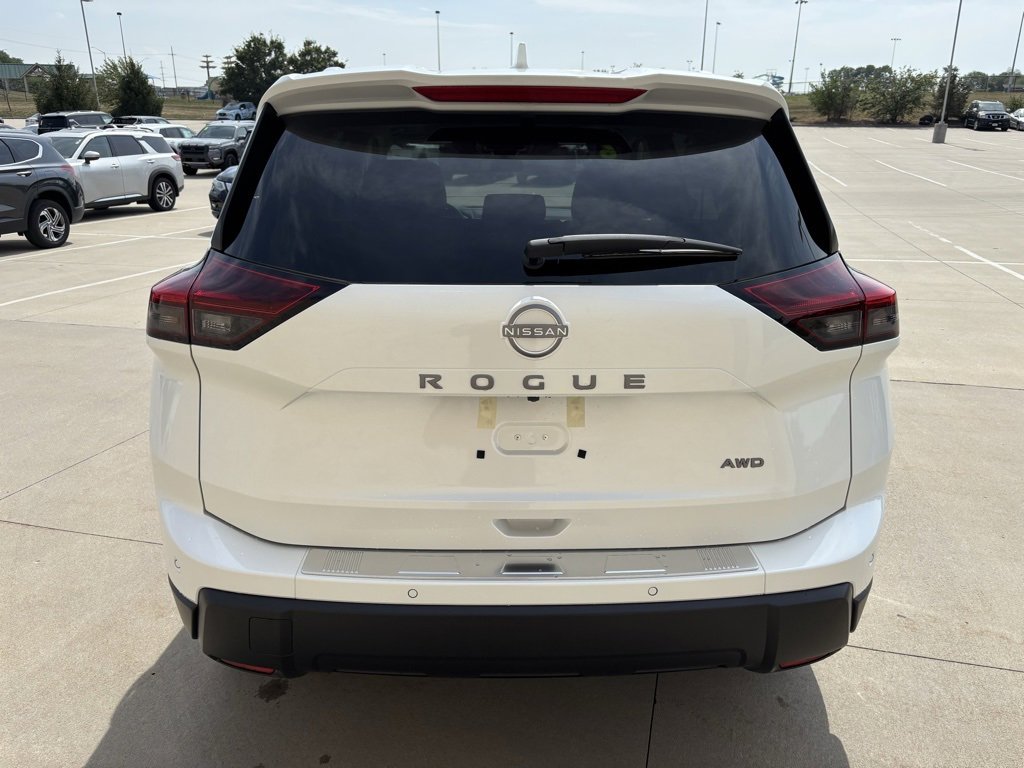 New 2026 Nissan Rogue SV w/ SV Premium Package image 5