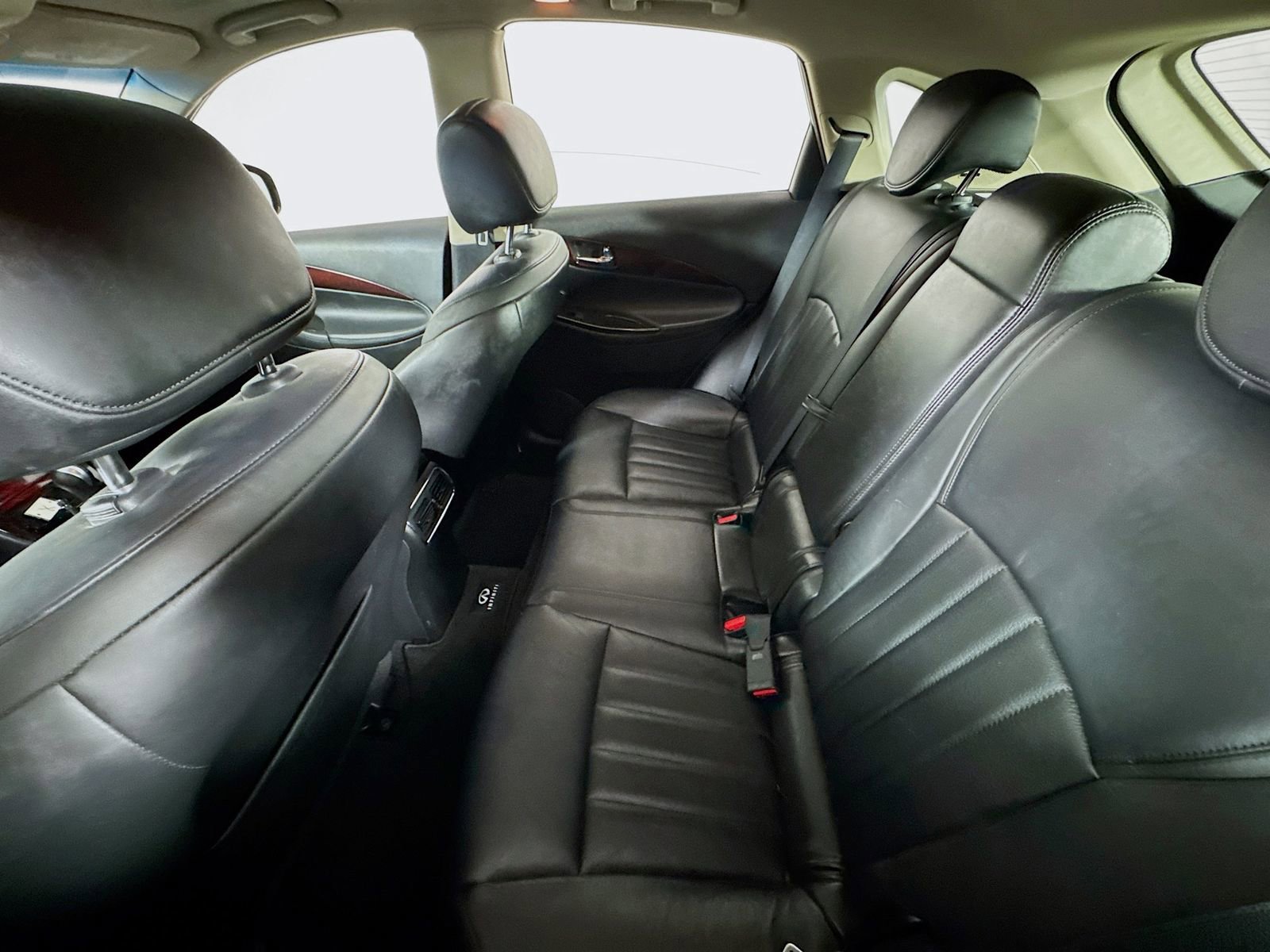 Used 2014 INFINITI QX50 Journey w/ Premium Package RWD image 24