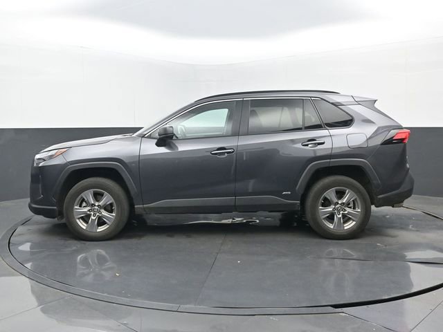 Used 2023 Toyota RAV4 LE AWD/4WD image 7