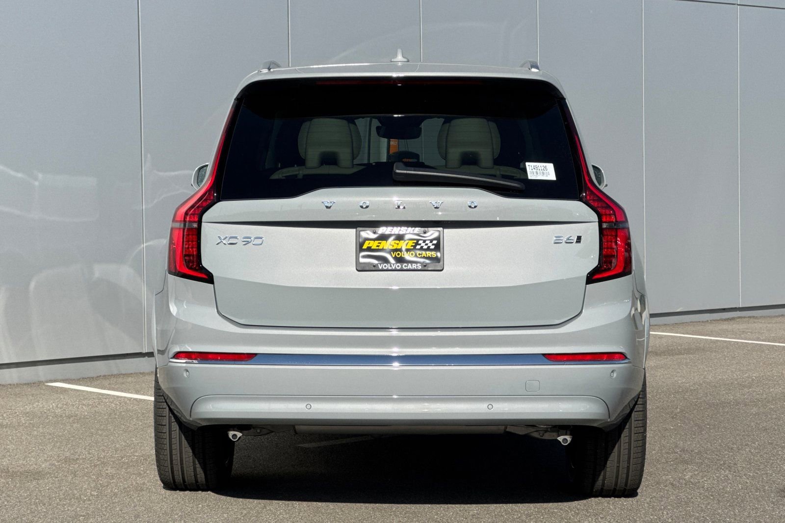 New 2026 Volvo XC90 B6 Ultra w/ Protection Package AWD/4WD image 4