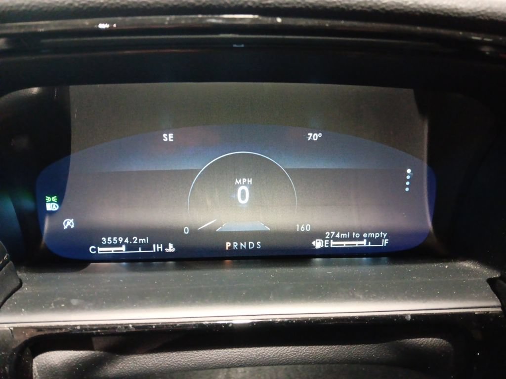 Used 2023 Lincoln Nautilus Reserve AWD/4WD image 4
