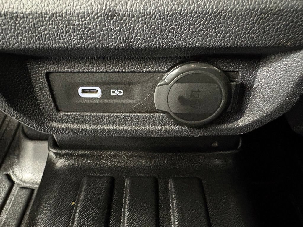 Used 2021 Volkswagen Tiguan SE R-Line FWD image 39