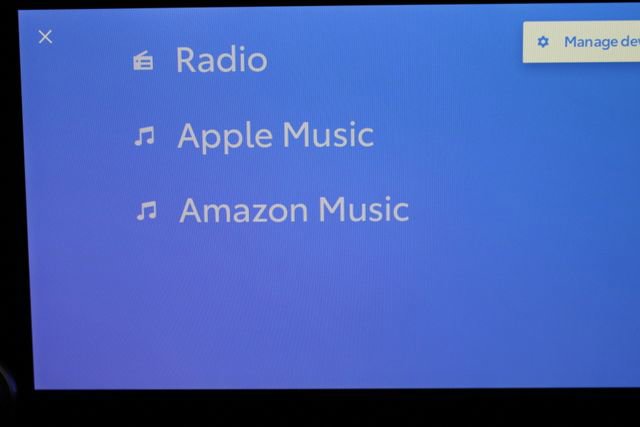 Used 2023 Toyota RAV4 XLE w/ Convenience Package image 18