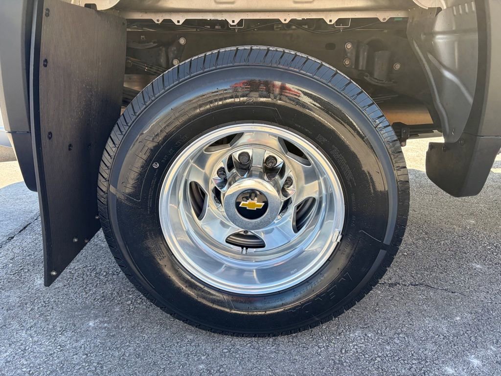 Used 2021 Chevrolet Silverado 3500 High Country image 18