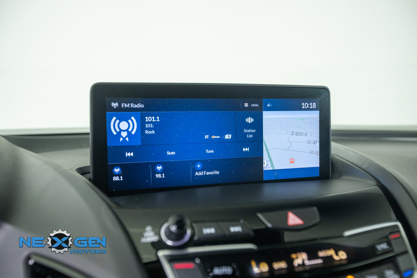 Used 2020 Acura RDX w/ Technology Package AWD/4WD image 18