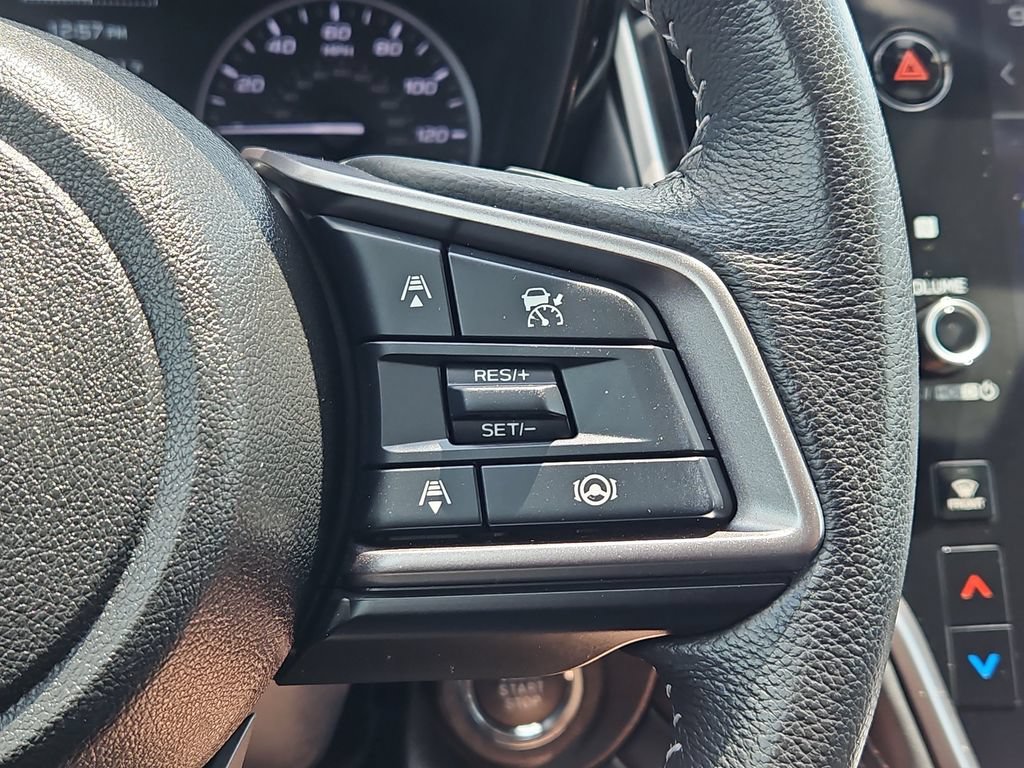 Used 2024 Subaru Outback Premium AWD/4WD image 27