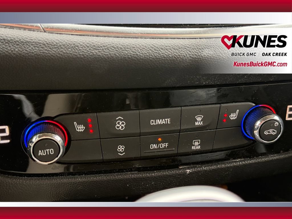 Used 2021 Buick Enclave Essence w/ Sport Touring Edition AWD/4WD image 34