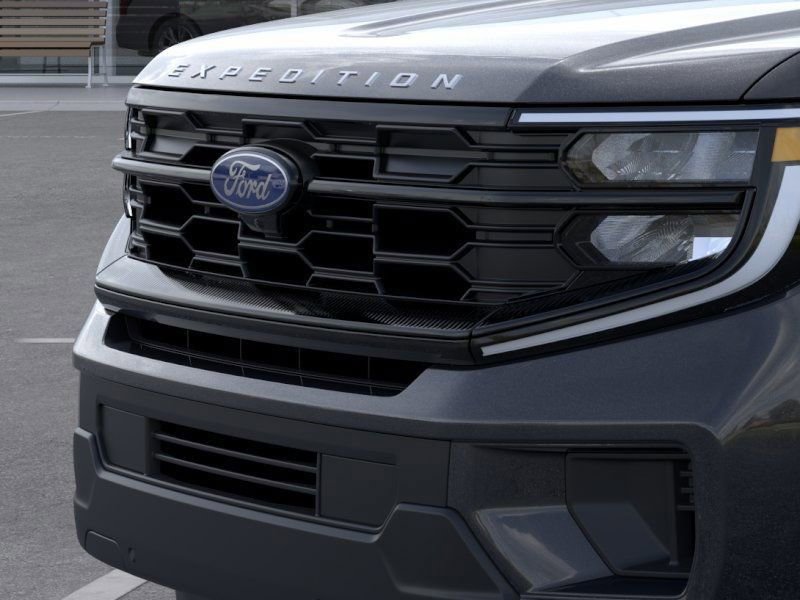 New 2026 Ford Expedition Active image 18