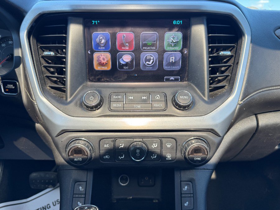 Used 2017 GMC Acadia SLE AWD/4WD image 24