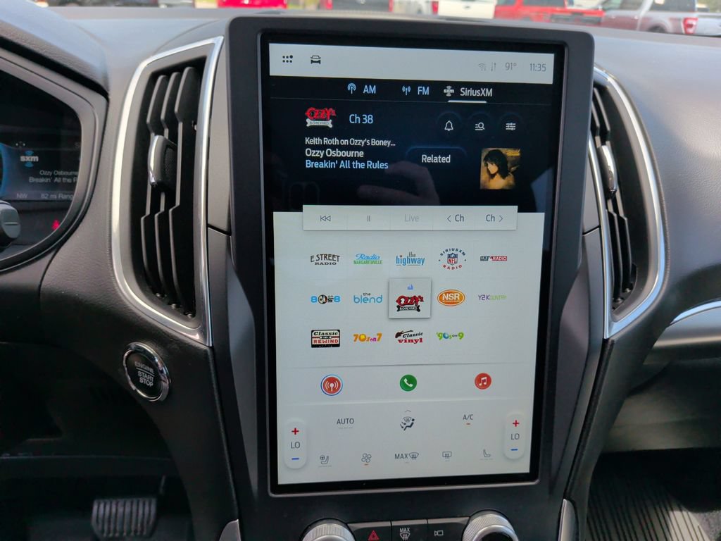 Certified 2022 Ford Edge Titanium AWD/4WD image 10