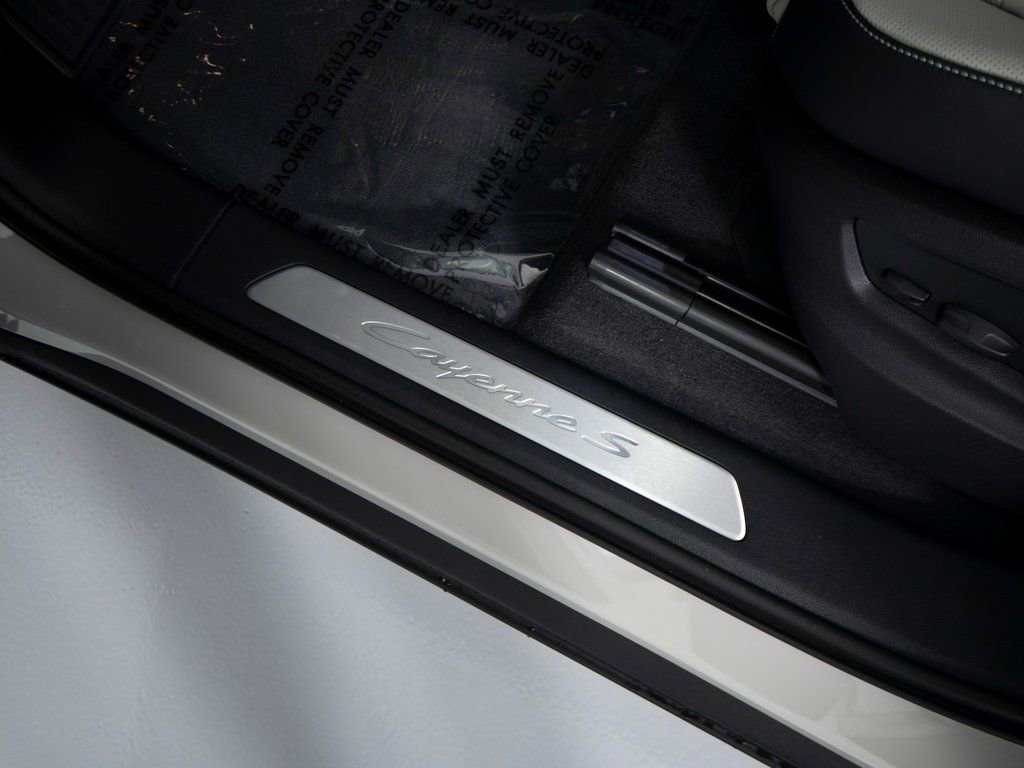 New 2026 Porsche Cayenne S image 16
