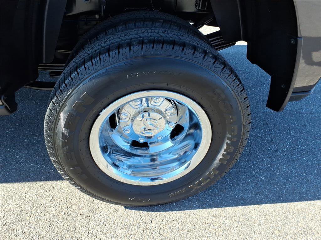 New 2026 RAM 3500 Tradesman image 8