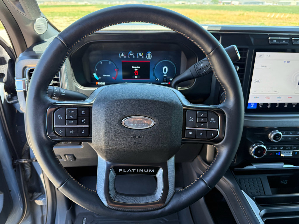 Used 2023 Ford F350 Platinum w/ Tremor Off-Road Package AWD/4WD image 21