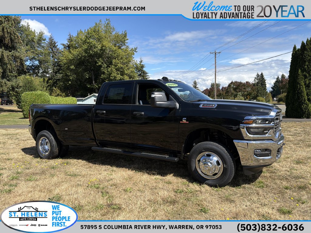 New 2026 RAM 3500 Tradesman AWD/4WD image 9