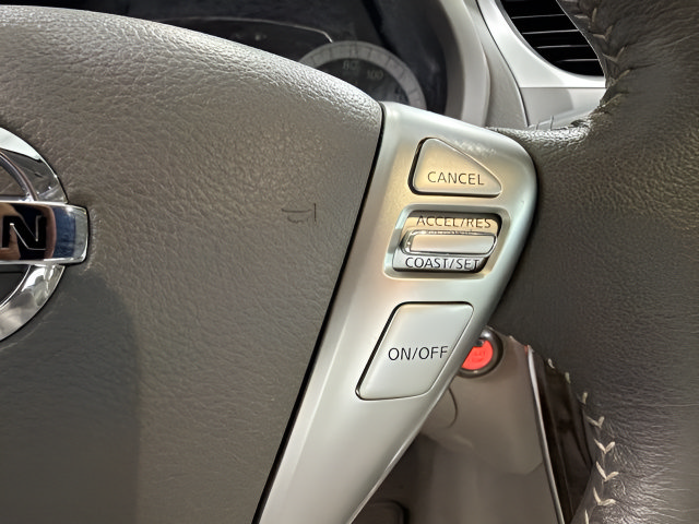Used 2014 Nissan Sentra SL w/ Premium Package FWD image 18