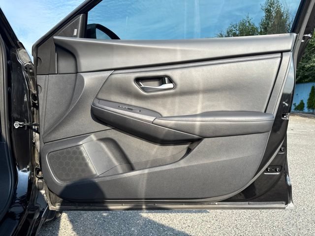 Used 2024 Nissan Sentra SV w/ All-Weather Package FWD image 11