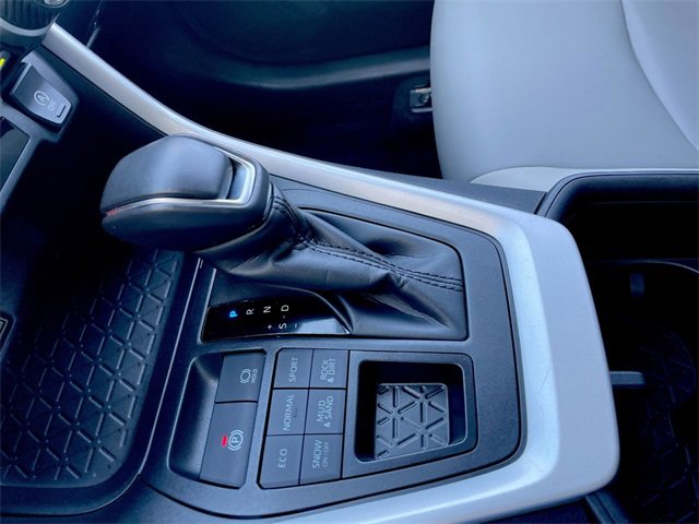Used 2025 Toyota RAV4 XLE Premium image 19