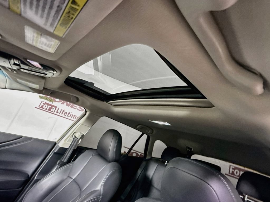 Used 2022 Subaru Outback Limited AWD/4WD image 11