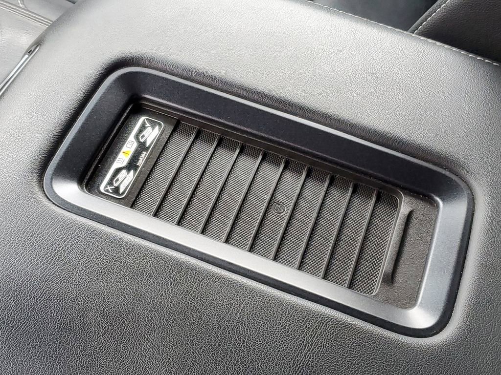 Used 2017 Chevrolet Suburban LT w/ LT Signature Package image 21