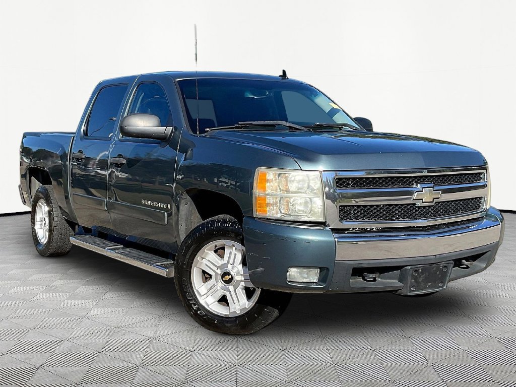 Used 2008 Chevrolet Silverado 1500 LT w/ All Star Edition AWD/4WD image 4