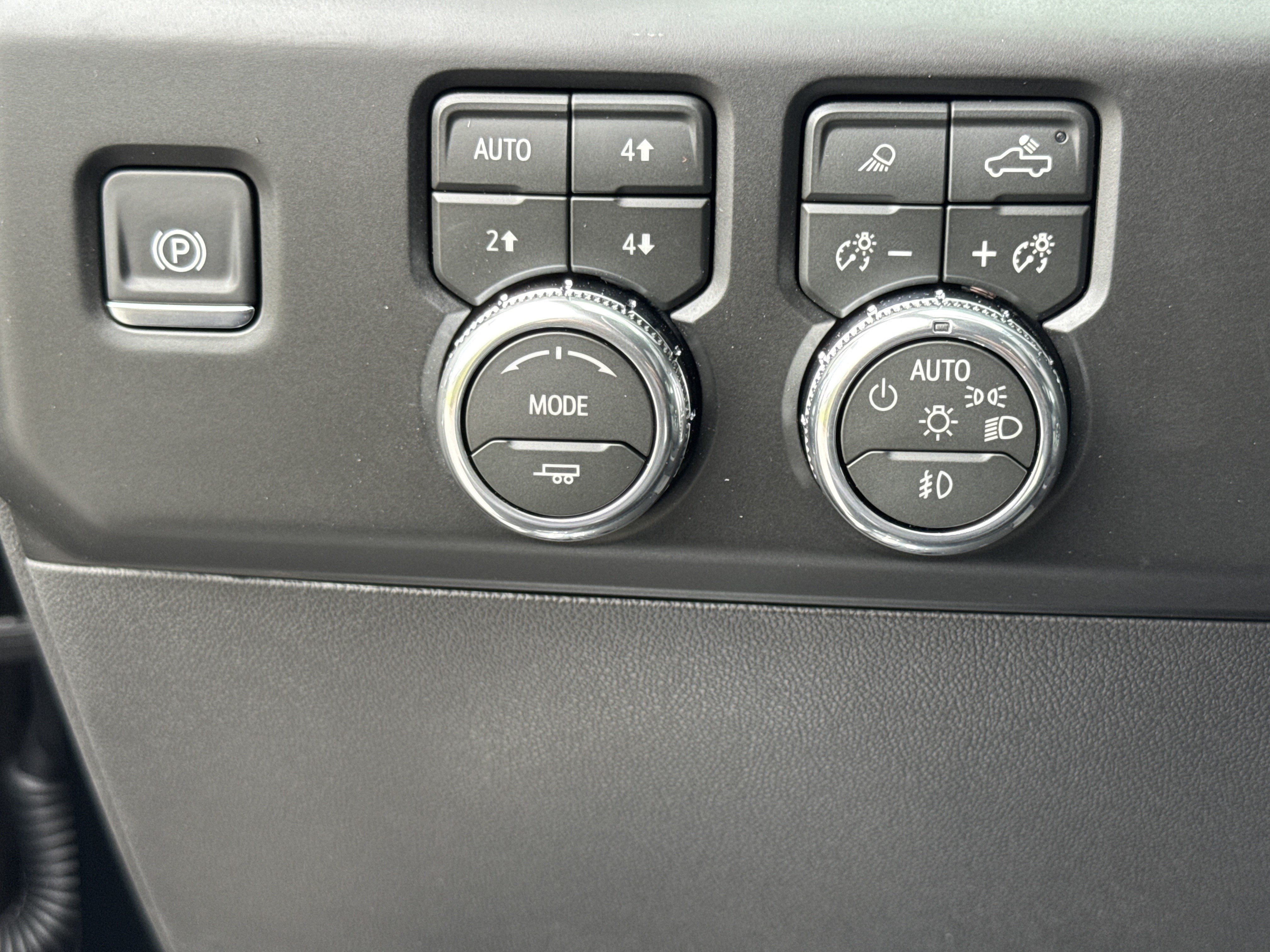 New 2026 GMC Sierra 1500 AT4 w/ AT4 Premium Package AWD/4WD image 20
