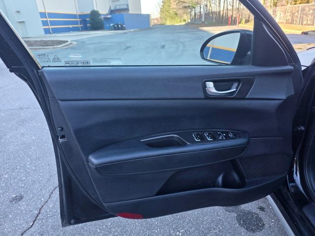 Used 2017 Kia Optima Premium image 11