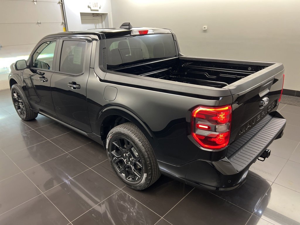 New 2025 Ford Maverick Lobo image 4