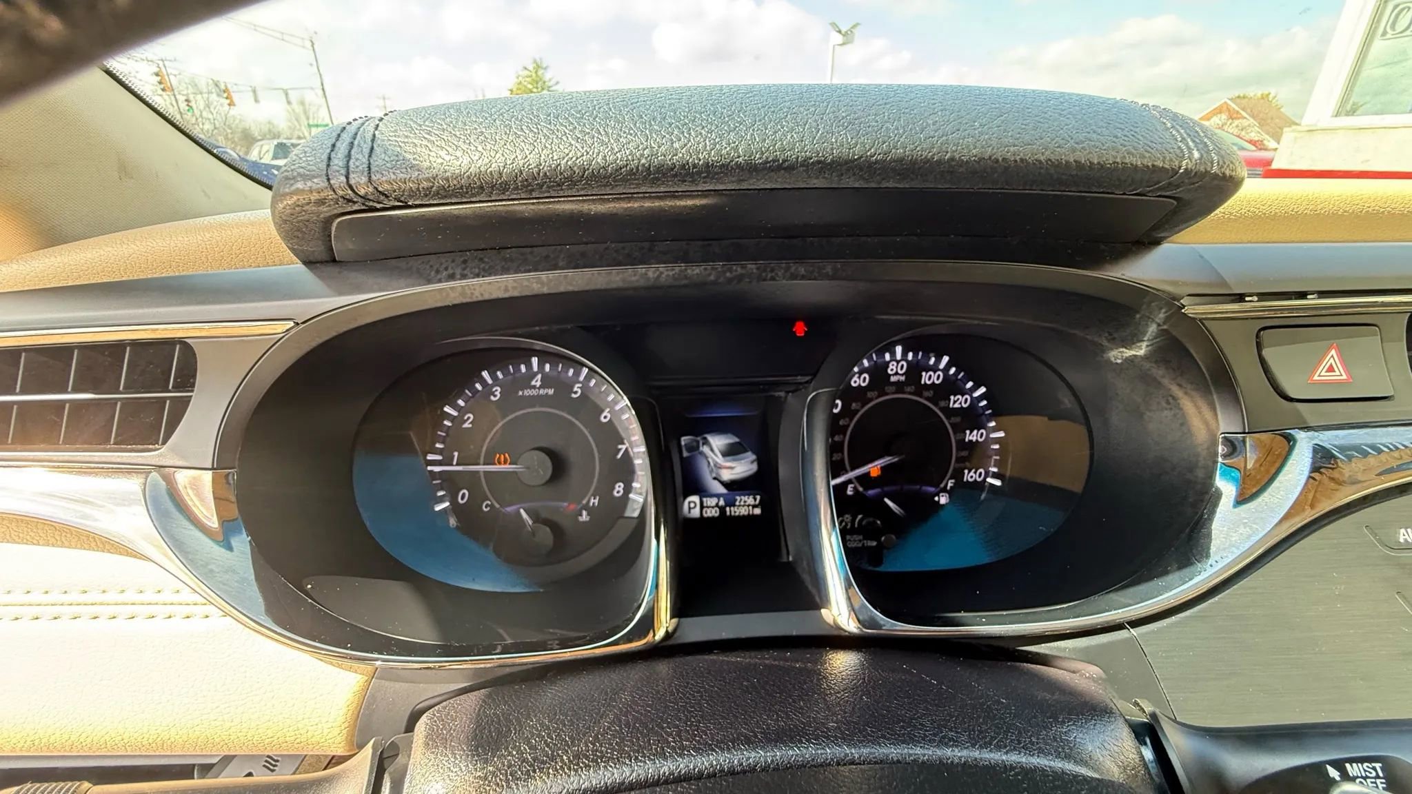 Used 2014 Toyota Avalon XLE Touring FWD image 12