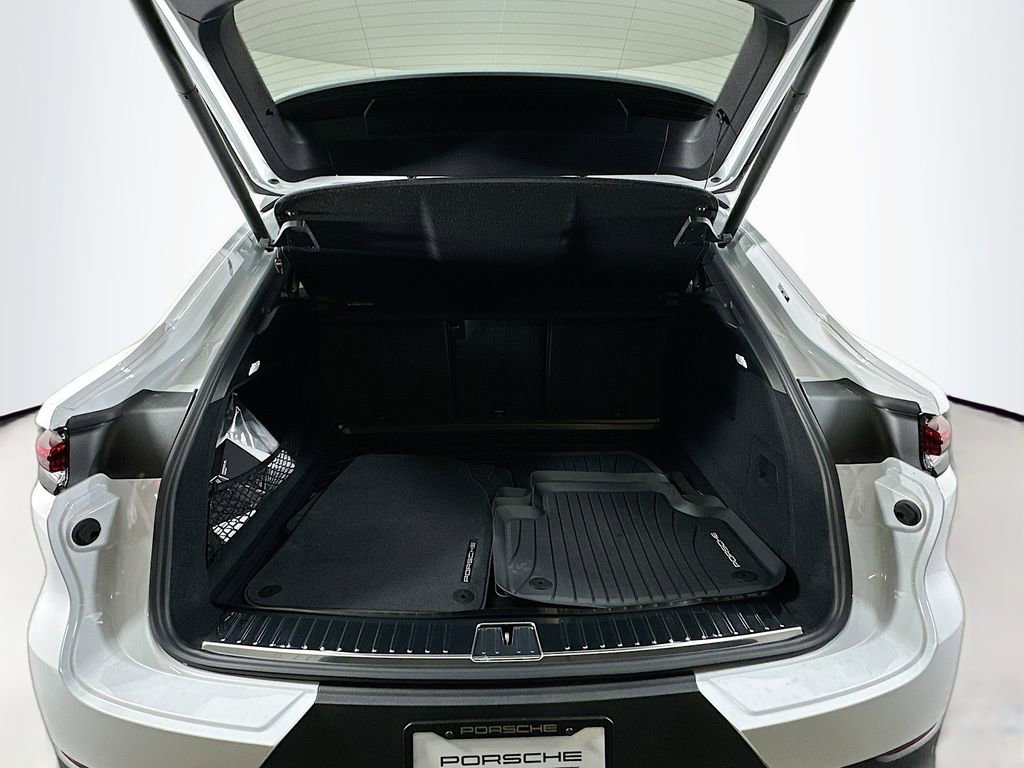 Used 2026 Porsche Cayenne Coupe image 28