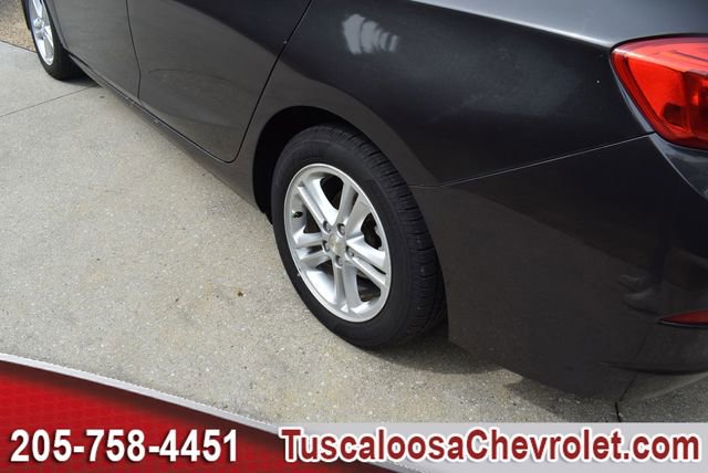 Used 2017 Chevrolet Cruze LT FWD image 14