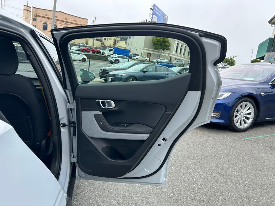 Used 2023 Polestar Polestar 2 w/ Pilot Pack AWD/4WD image 41