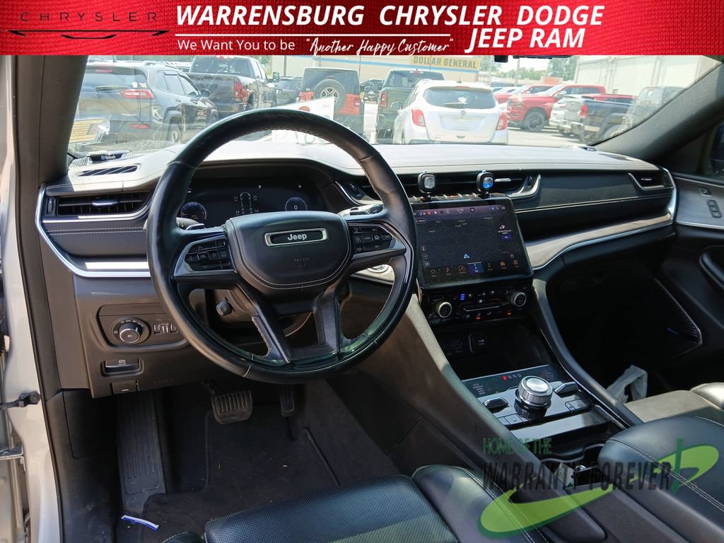Used 2021 Jeep Grand Cherokee L Overland w/ Advanced Protech Group III AWD/4WD image 16