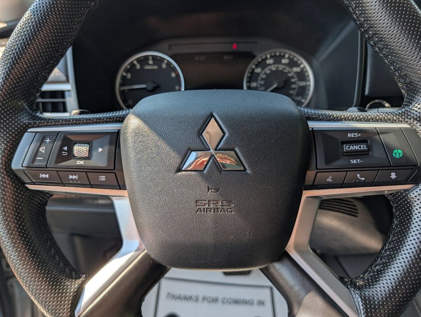 Used 2025 Mitsubishi Outlander SE AWD/4WD image 29