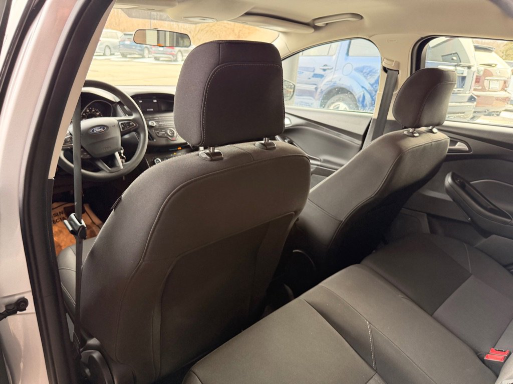 Used 2018 Ford Focus SE image 11