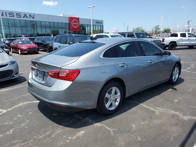 Used 2025 Chevrolet Malibu LS FWD image 4