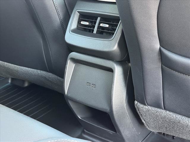 Certified 2026 Chevrolet Equinox EV LT FWD image 11