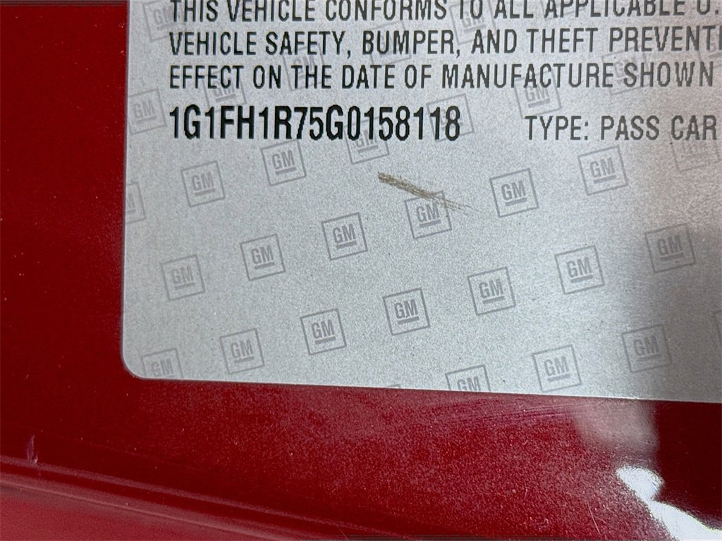 Used 2016 Chevrolet Camaro SS image 36