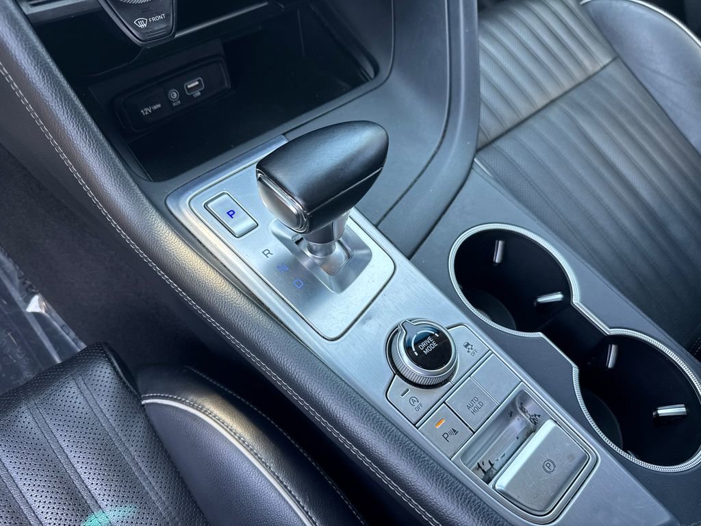 Used 2020 Genesis G70 2.0T w/ Elite Package RWD image 31