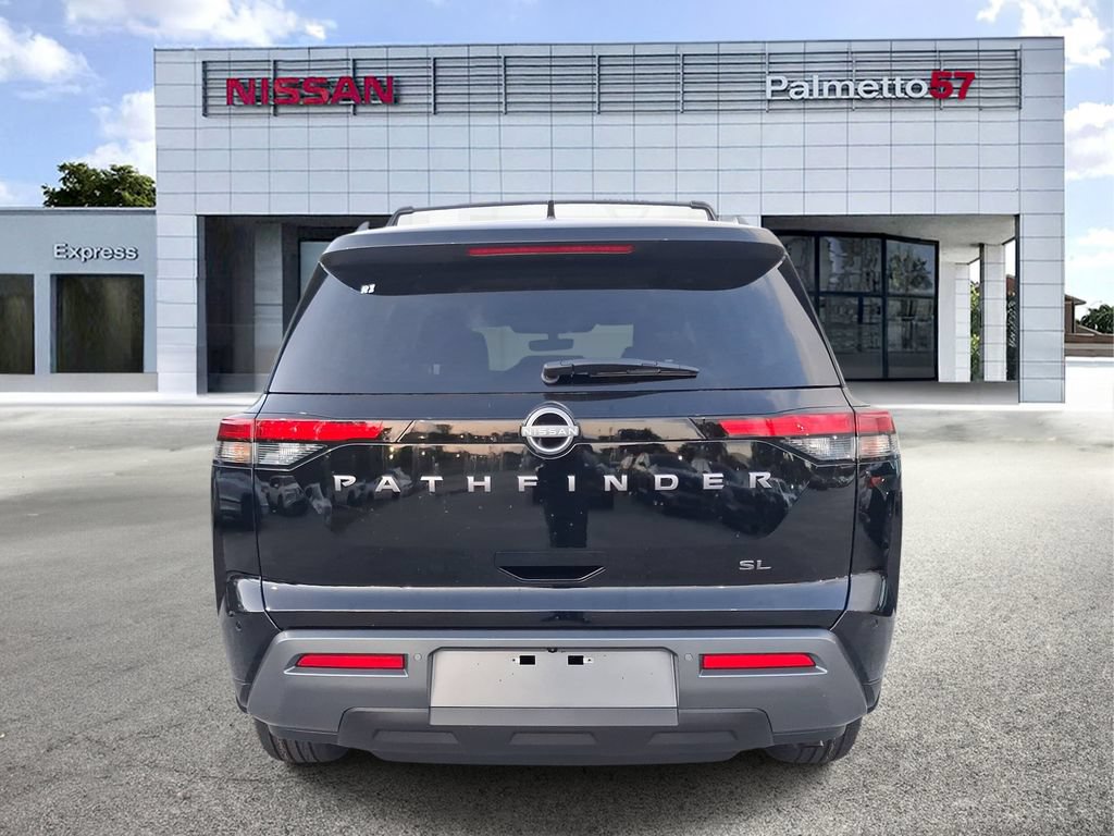 New 2026 Nissan Pathfinder Platinum FWD image 4