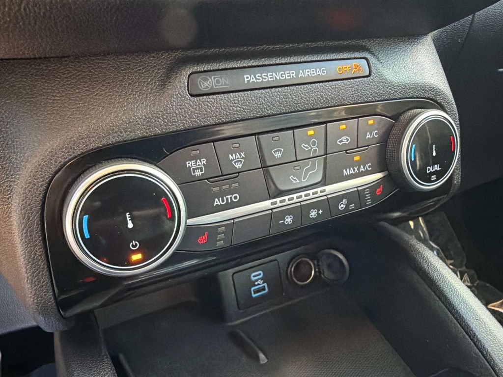 Used 2022 Ford Escape SEL w/ Technology Package FWD image 26