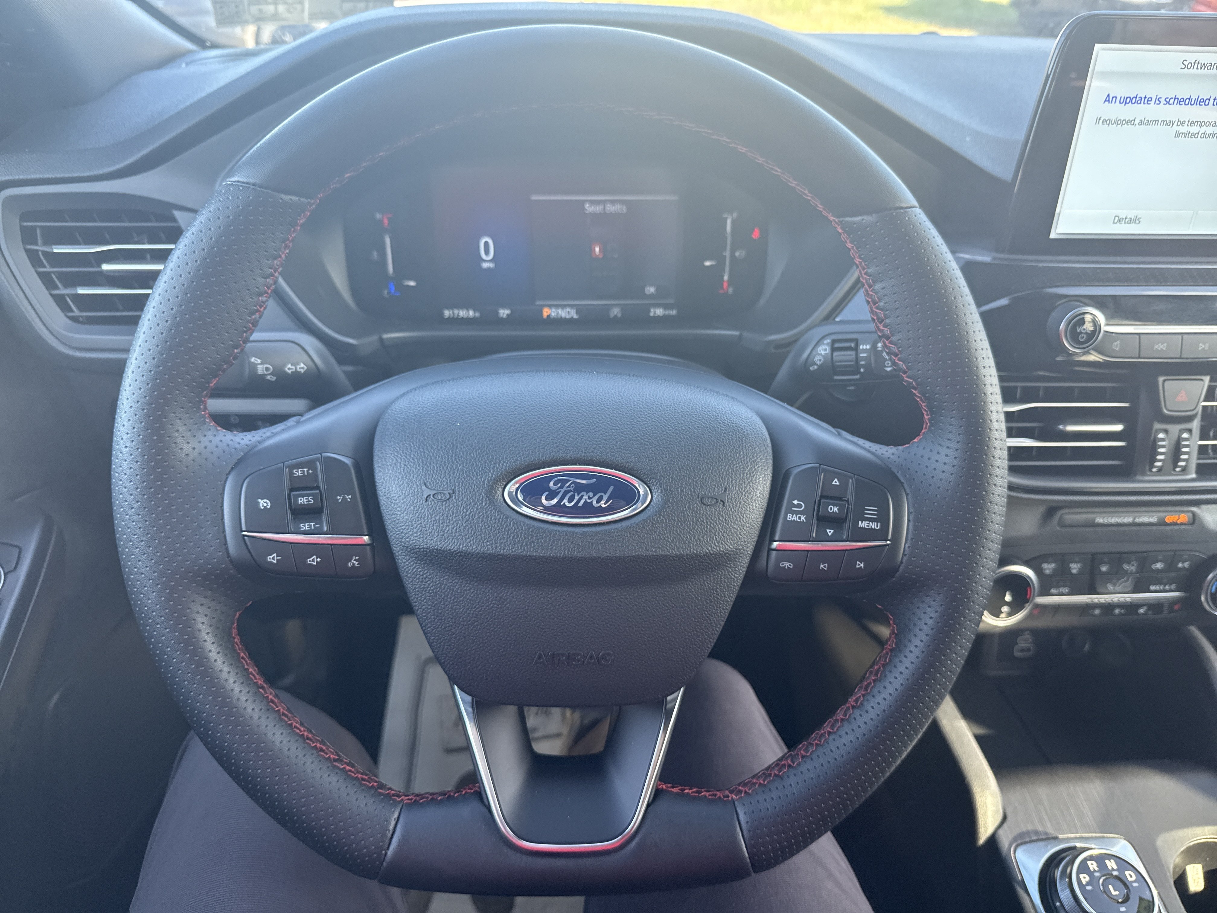 Used 2025 Ford Escape ST-Line Select AWD/4WD image 18
