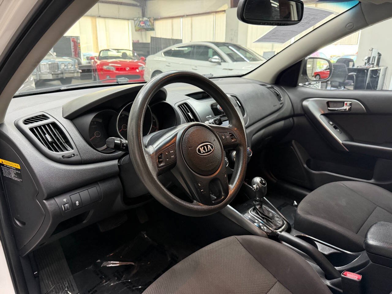 Used 2013 Kia Forte EX FWD image 19