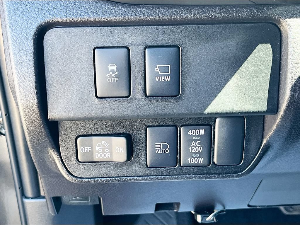 Used 2023 Toyota Tacoma TRD Sport w/ Advanced Technology Package AWD/4WD image 10