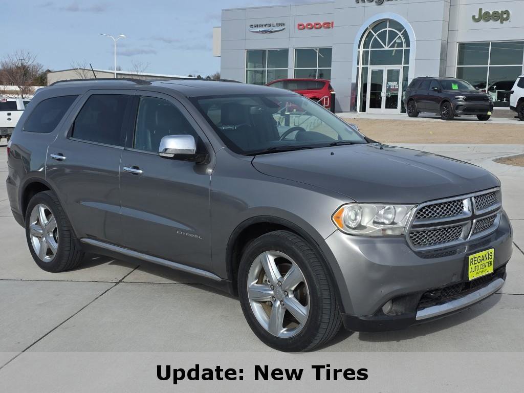 Used 2011 Dodge Durango Citadel w/ Trailer Tow Group IV image 3