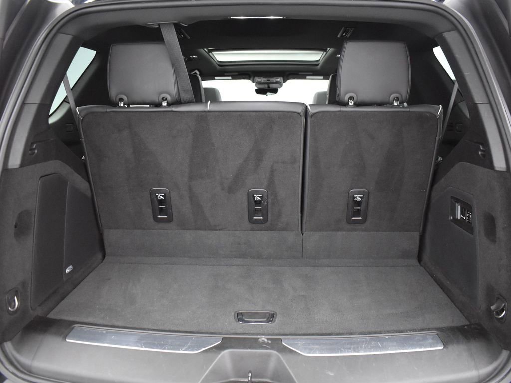 Certified 2024 Cadillac Escalade Sport w/ Touring Package image 11