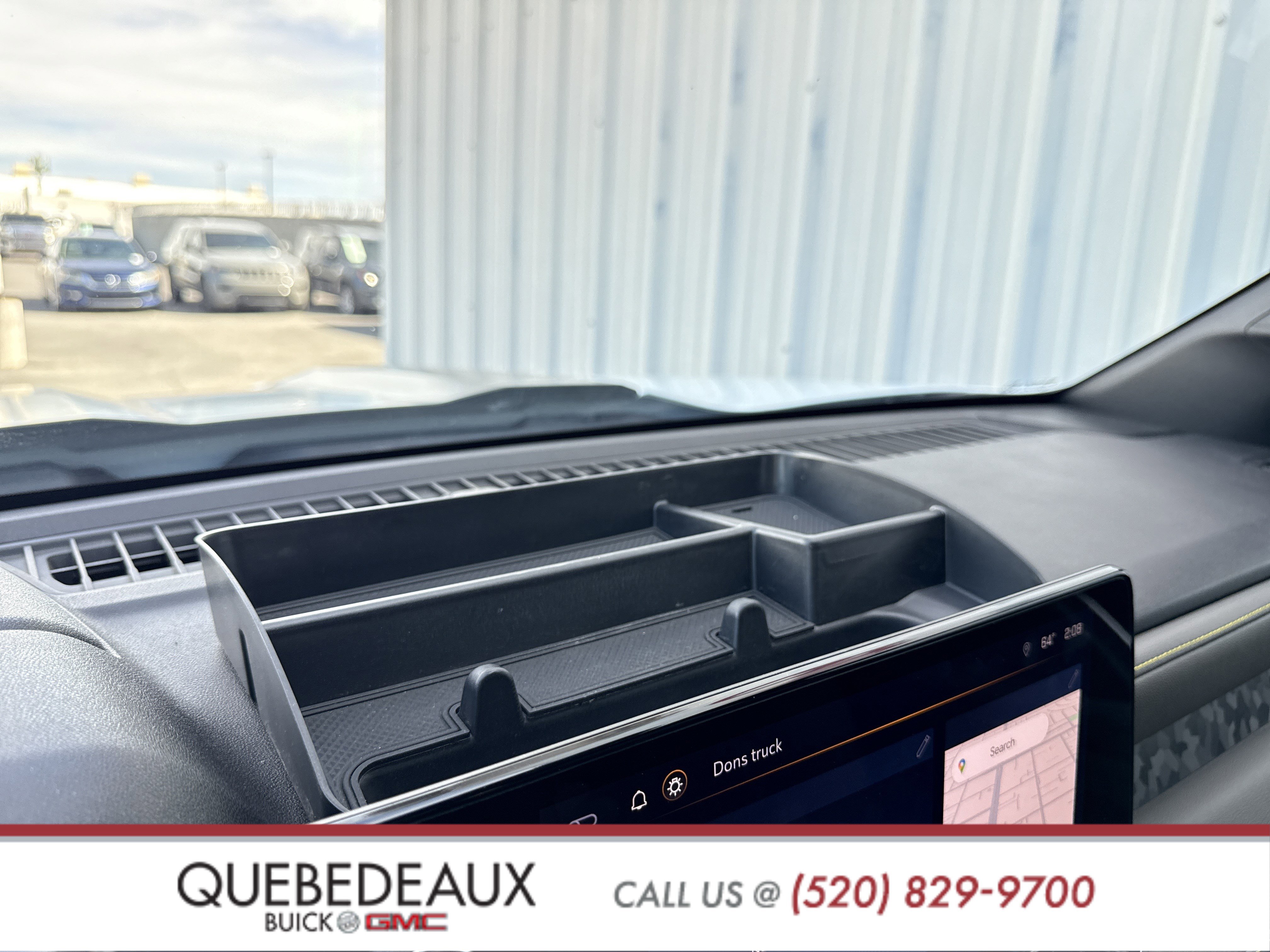 Used 2024 Chevrolet Colorado ZR2 w/ Technology Package image 31