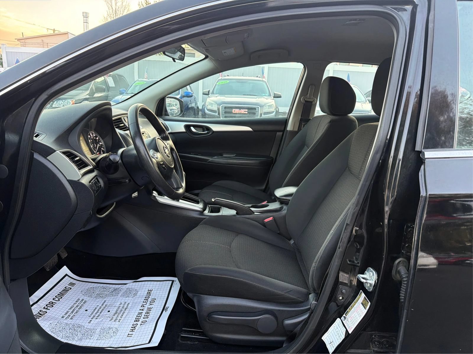 Used 2018 Nissan Sentra S w/ S Midnight Style Package FWD image 9