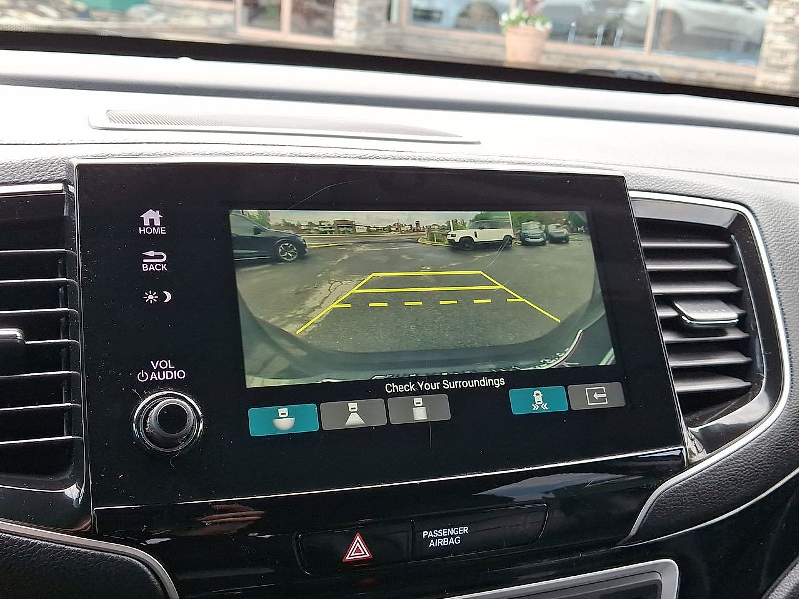 Used 2020 Honda Pilot Touring image 24