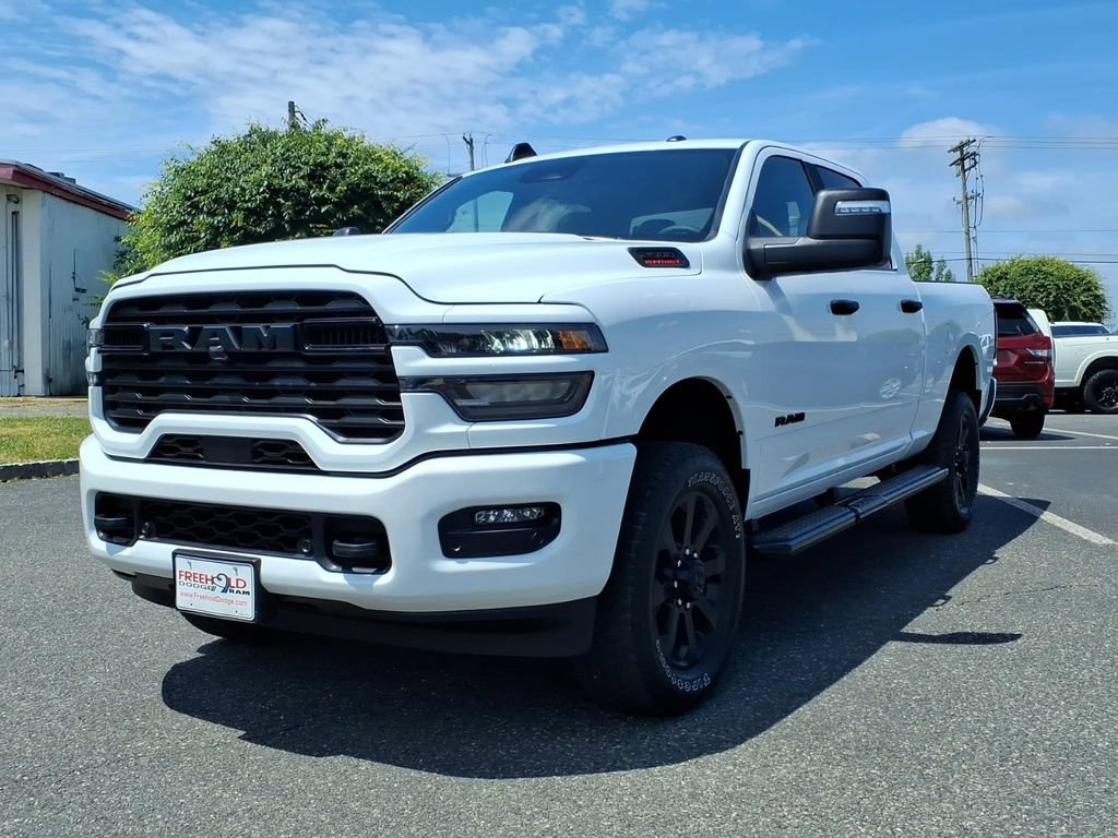 Used 2025 RAM 2500 Big Horn AWD/4WD image 3